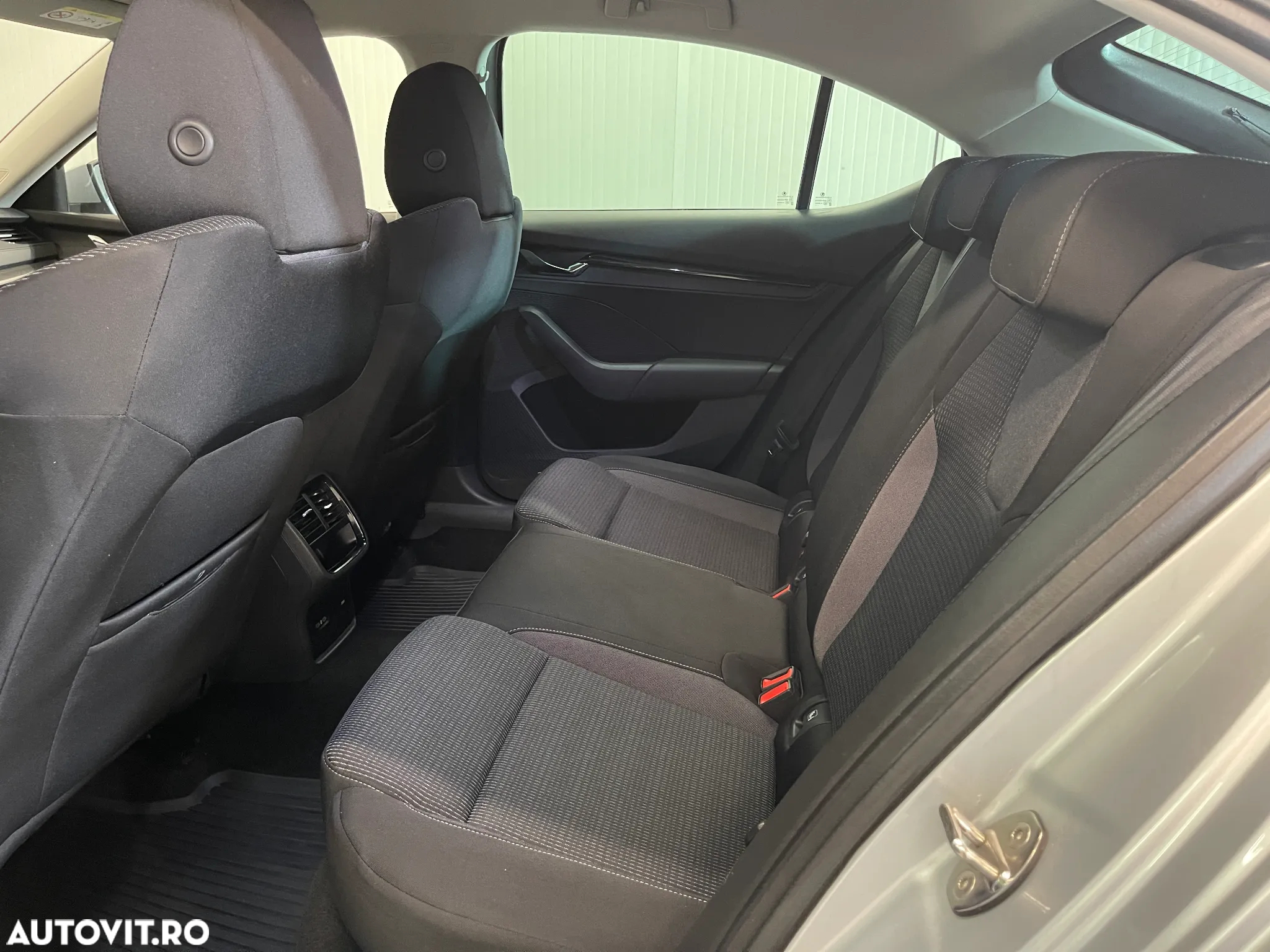 Skoda Octavia 2.0 TDI Ambition - 11