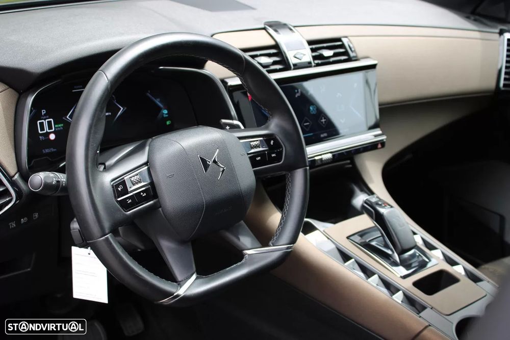 DS DS7 Crossback E-Tense Performance Line EAT8 - 7