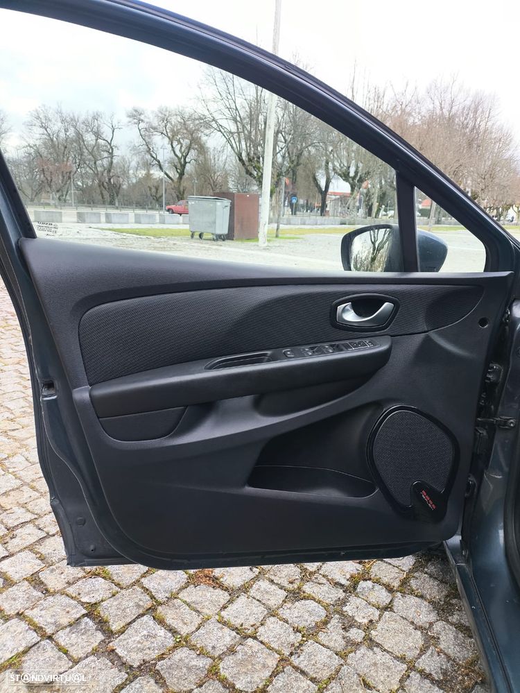 Renault Clio (Energy) dCi 90 Start & Stop INTENS - 14