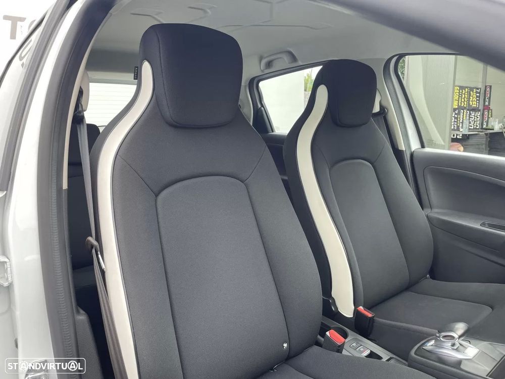 Renault Zoe (c/ Bateria) Zen 50 - 19