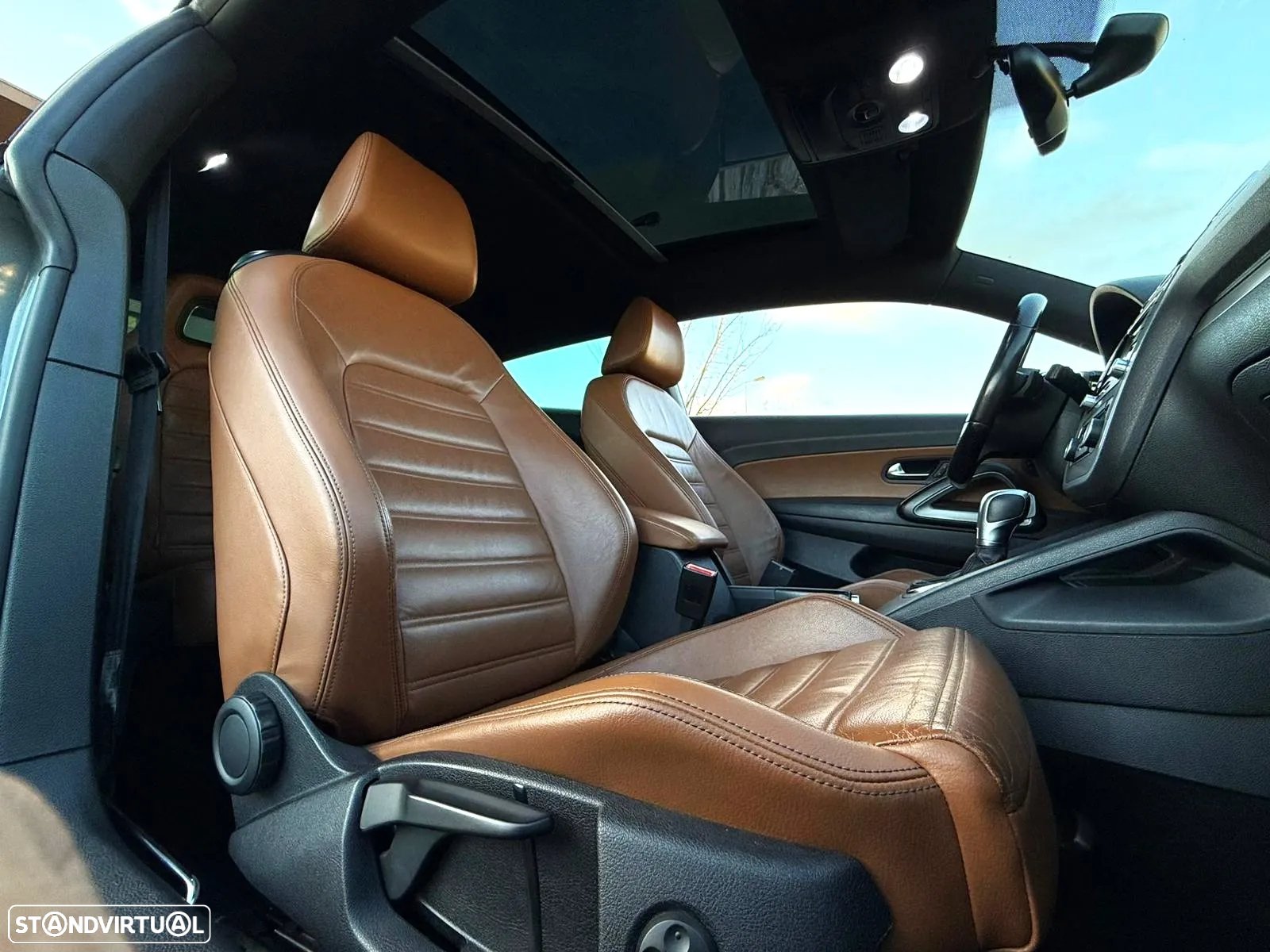 VW Scirocco 2.0 TDI Sport DSG - 18
