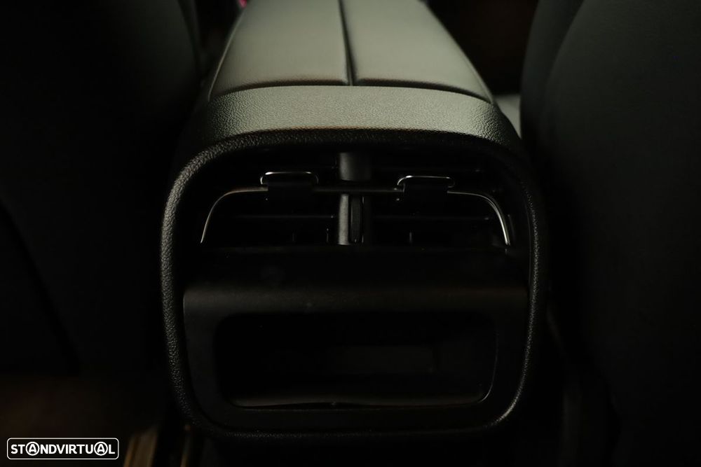 Mercedes-Benz E 300 de - 23