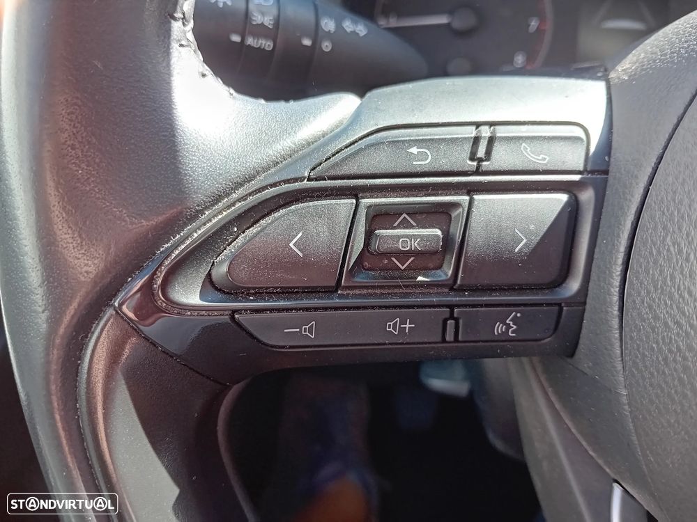 Toyota Yaris - 16