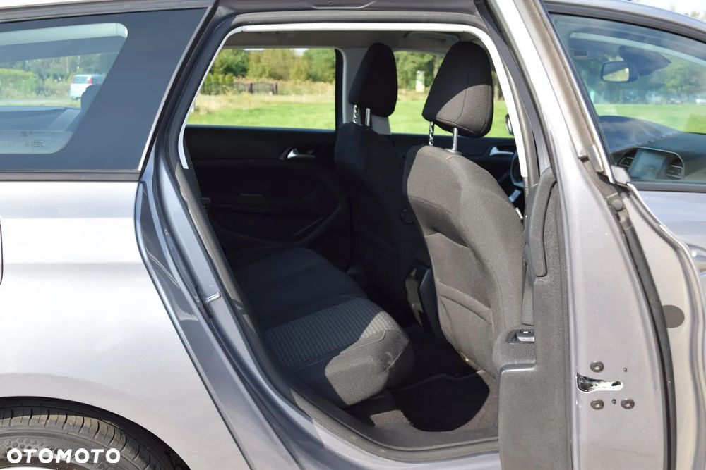 Peugeot 308 1.6 BlueHDi Active S&S - 23