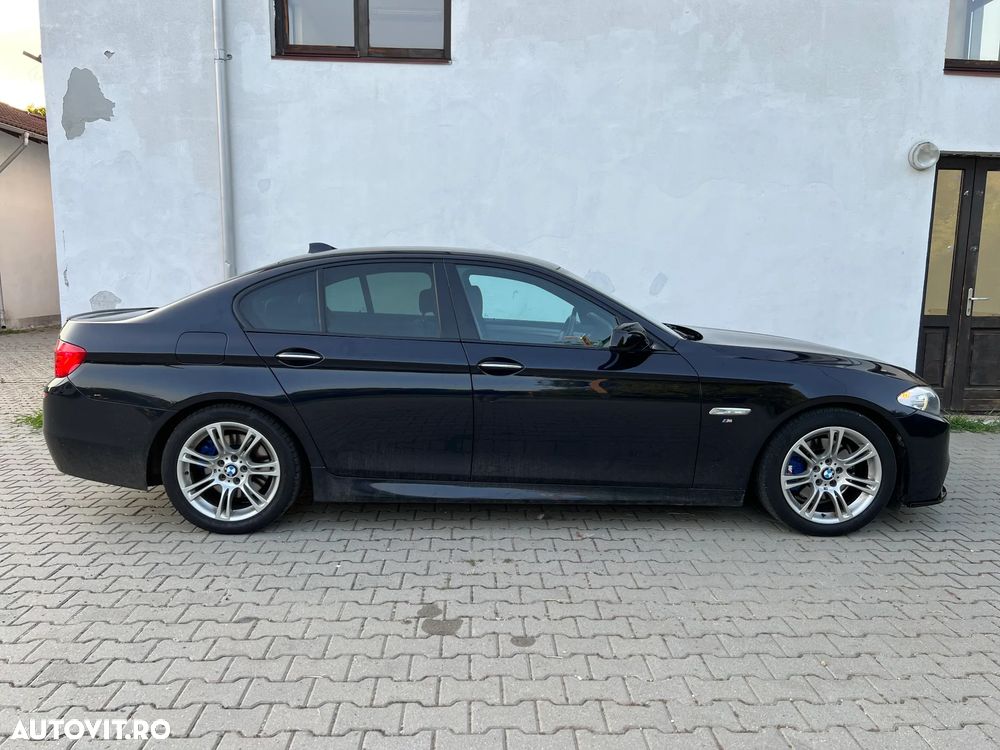 BMW Seria 5 520d Sport-Aut. - 4