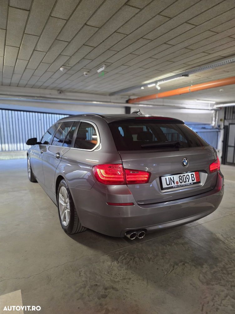 BMW Seria 5 520d Aut. Luxury Line - 7
