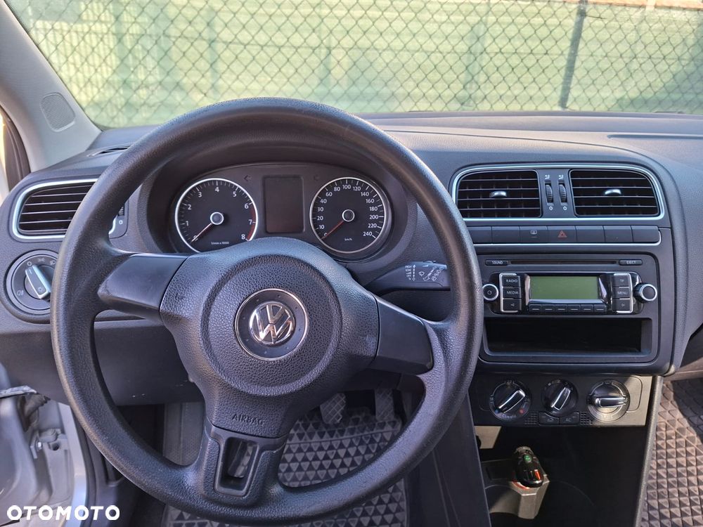 Volkswagen Polo 1.4 16V Comfortline Optimum - 14