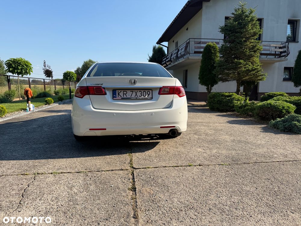 Honda Accord 2.0 Elegance - 23
