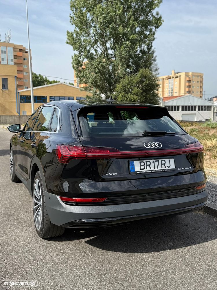 Audi e-tron 50 quattro S line - 11