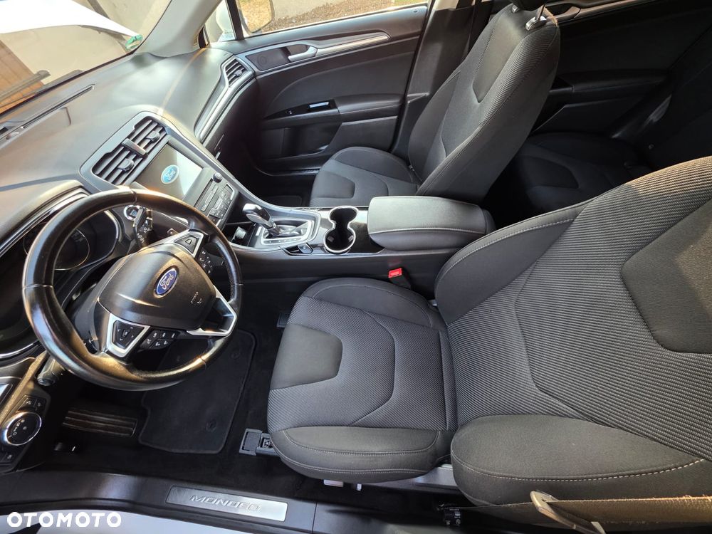 Ford Mondeo 2.0 TDCi Titanium PowerShift - 5