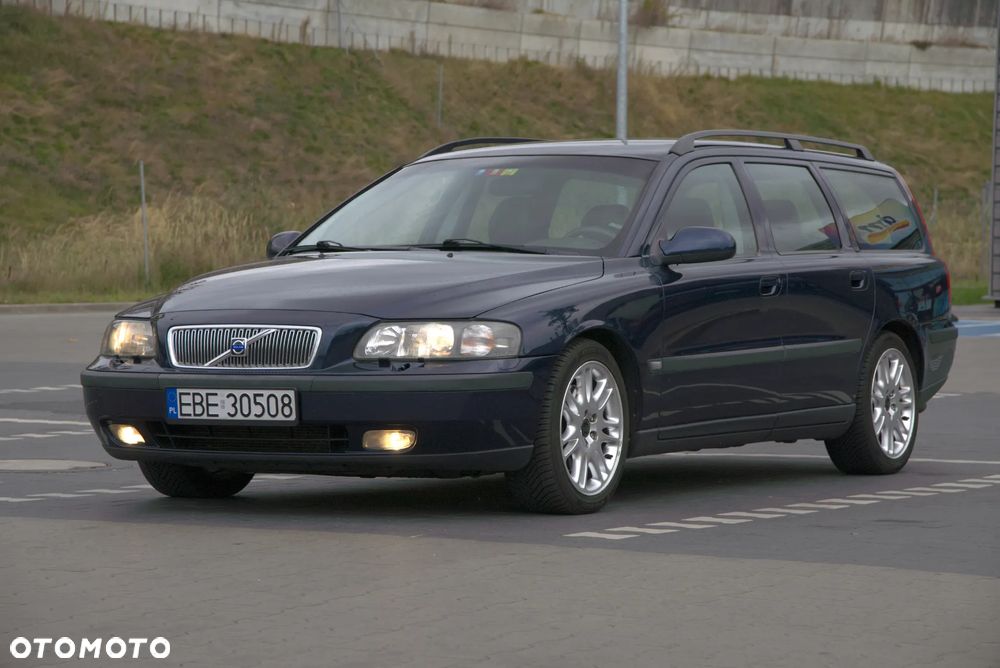 Volvo V70 - 1