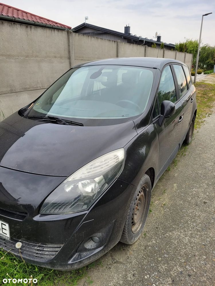 Renault Grand Scenic - 3