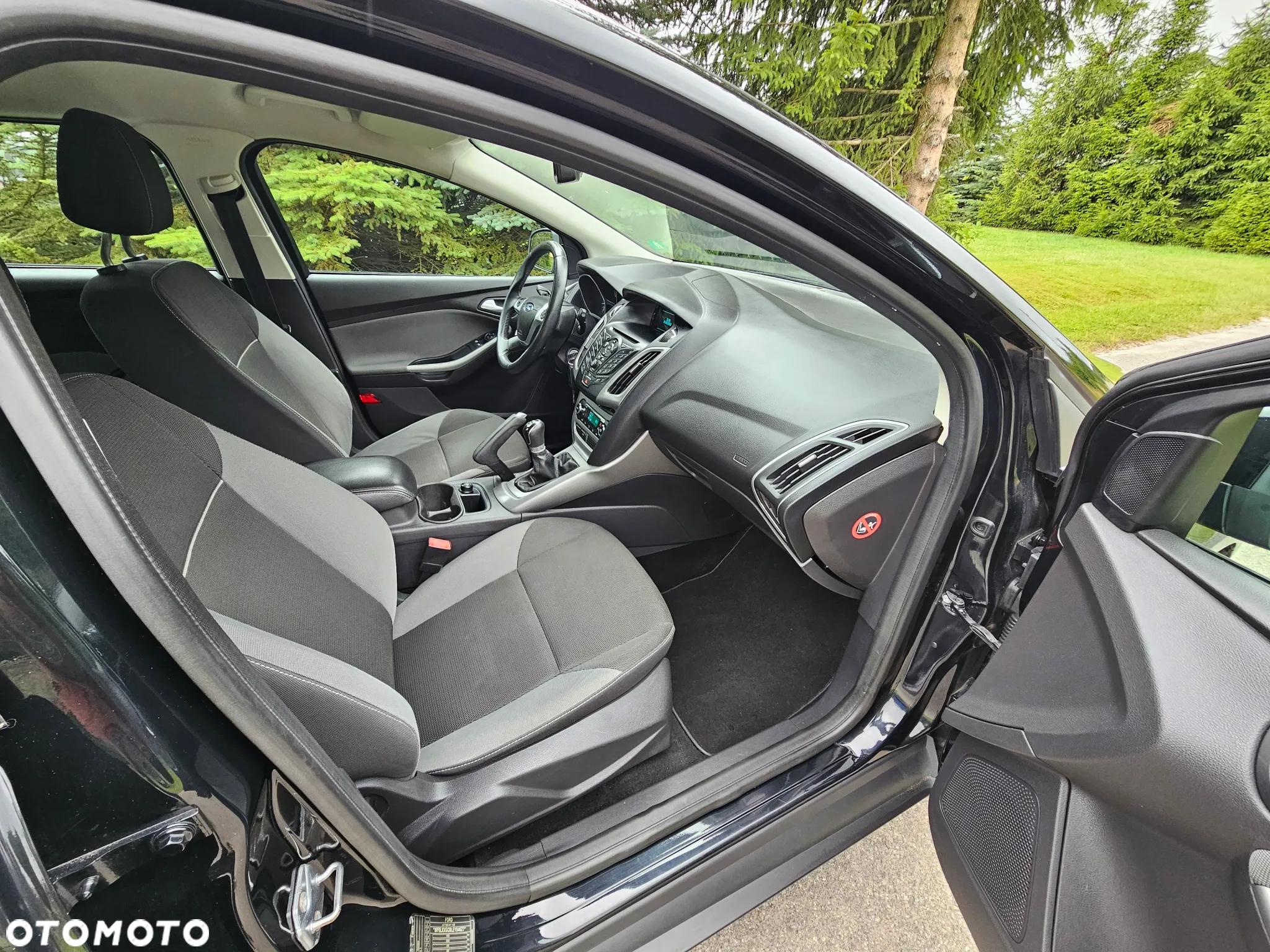 Ford Focus 1.6 Edition - 5