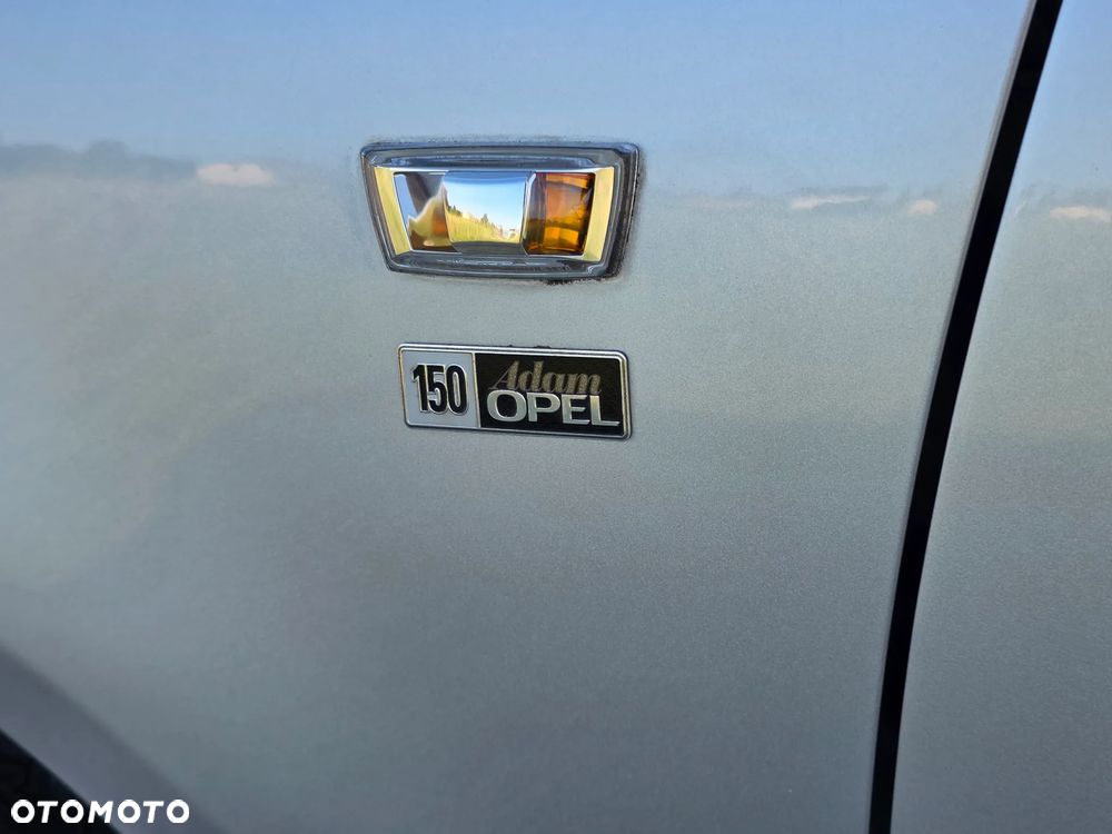 Opel Corsa 1.4 16V Cosmo - 28