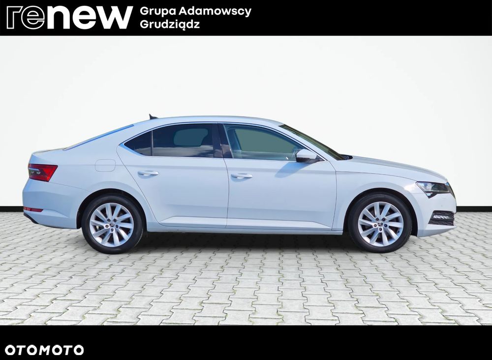 Skoda Superb 2.0 TDI SCR Ambition DSG - 11