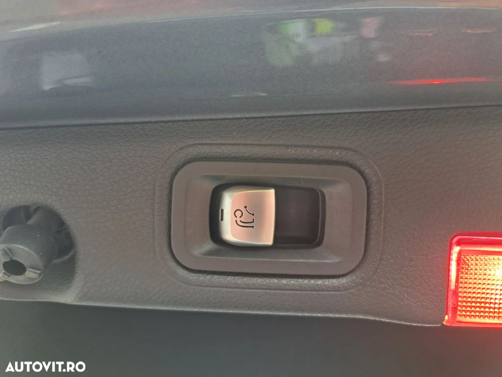 Mercedes-Benz E 220 d 9G-TRONIC Avantgarde - 34