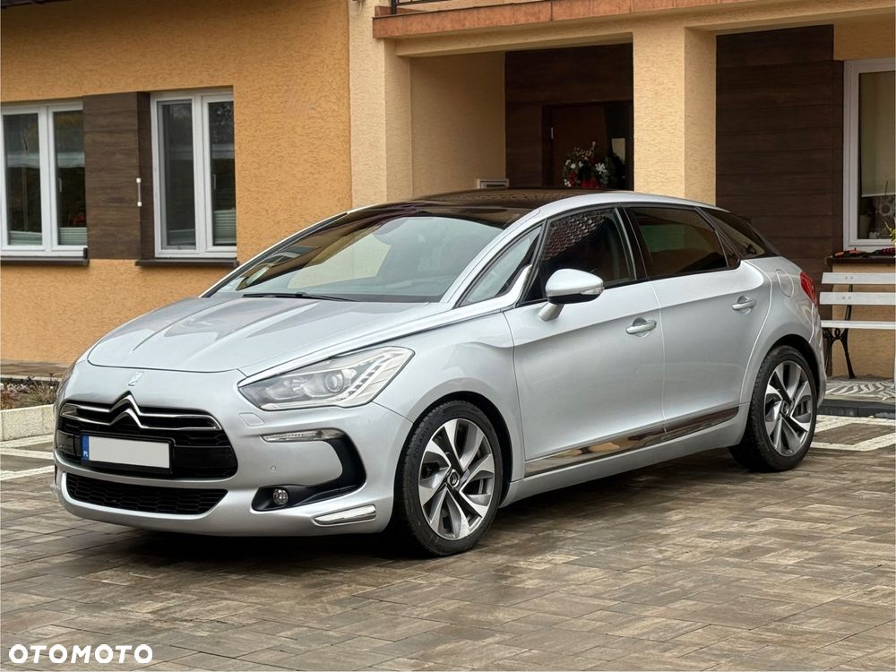 Citroën DS5 THP 200 SportChic - 1