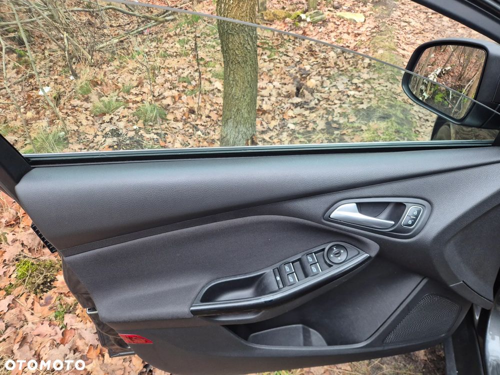 Ford Focus 2.0 TDCi SYNC Edition ASS PowerShift - 11