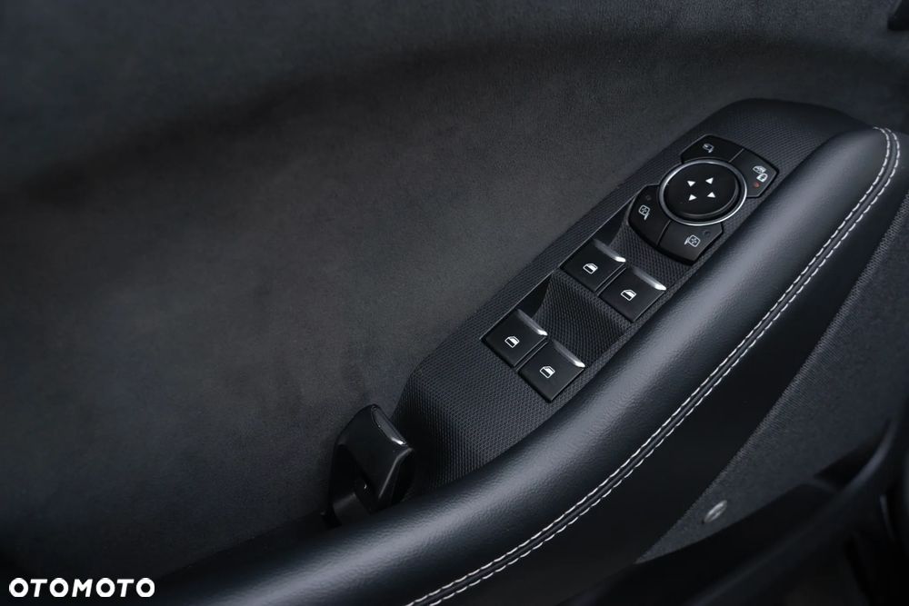 Ford Mustang Mach-E 98kWh AWD GT - 18