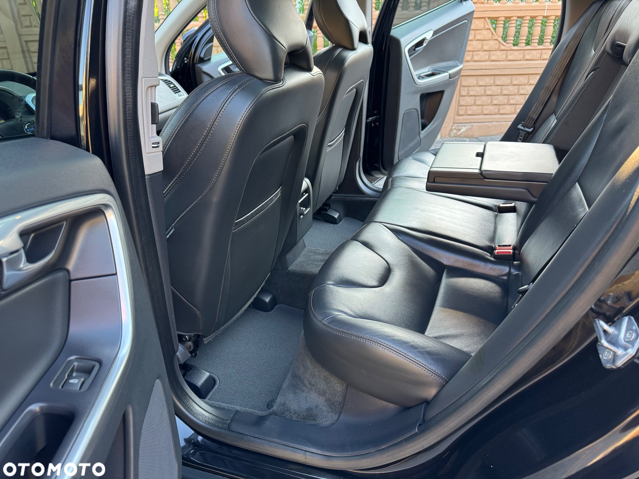 Volvo XC 60 D4 AWD Momentum - 13