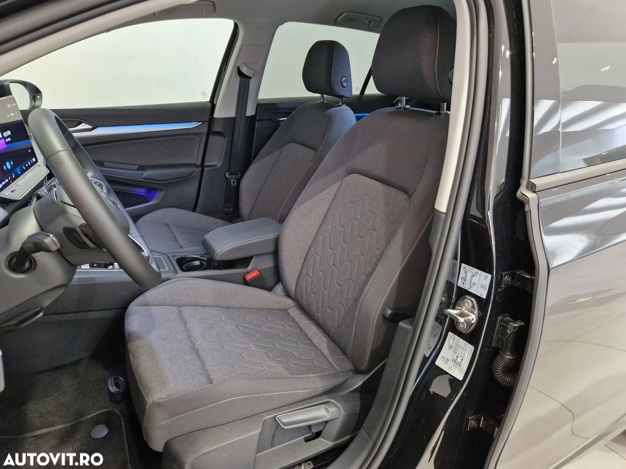 Volkswagen Golf 1.5 TSI eHybrid DSG PHEV Life - 11