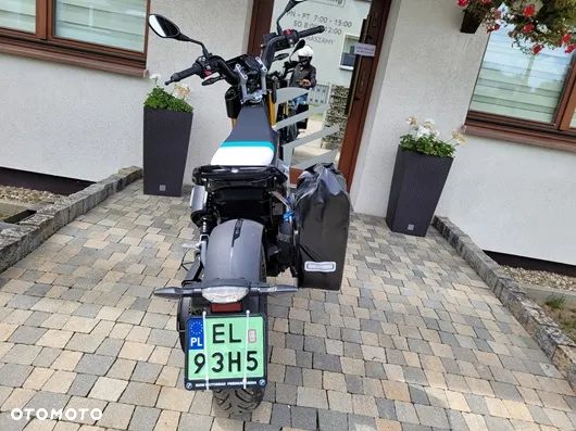 BMW CE 02 - 2