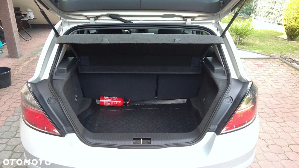 Opel Astra III 1.4 Enjoy - 14