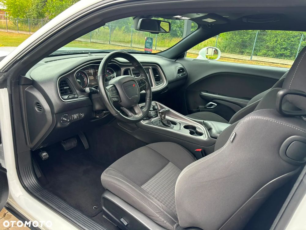 Dodge Challenger 3.6 SXT - 10