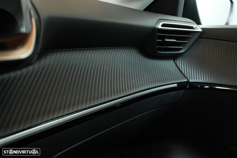 Peugeot 208 1.2 PureTech Allure - 27