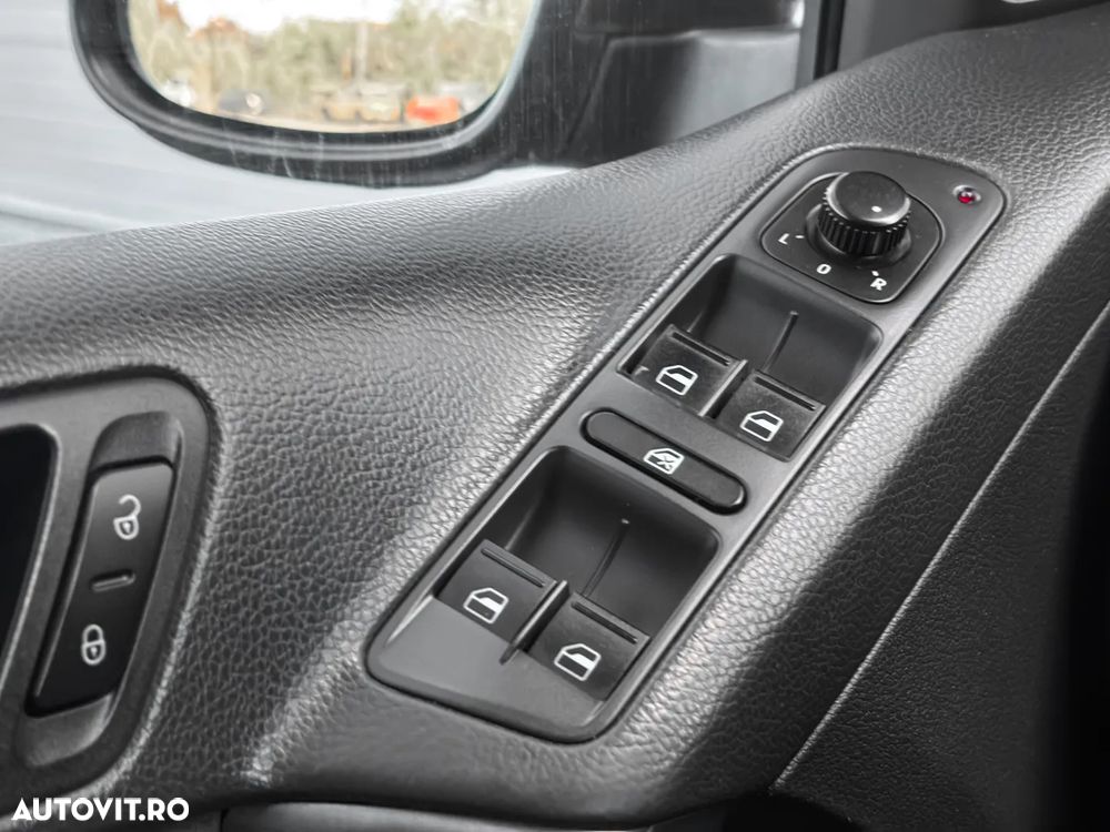 Volkswagen Tiguan - 13