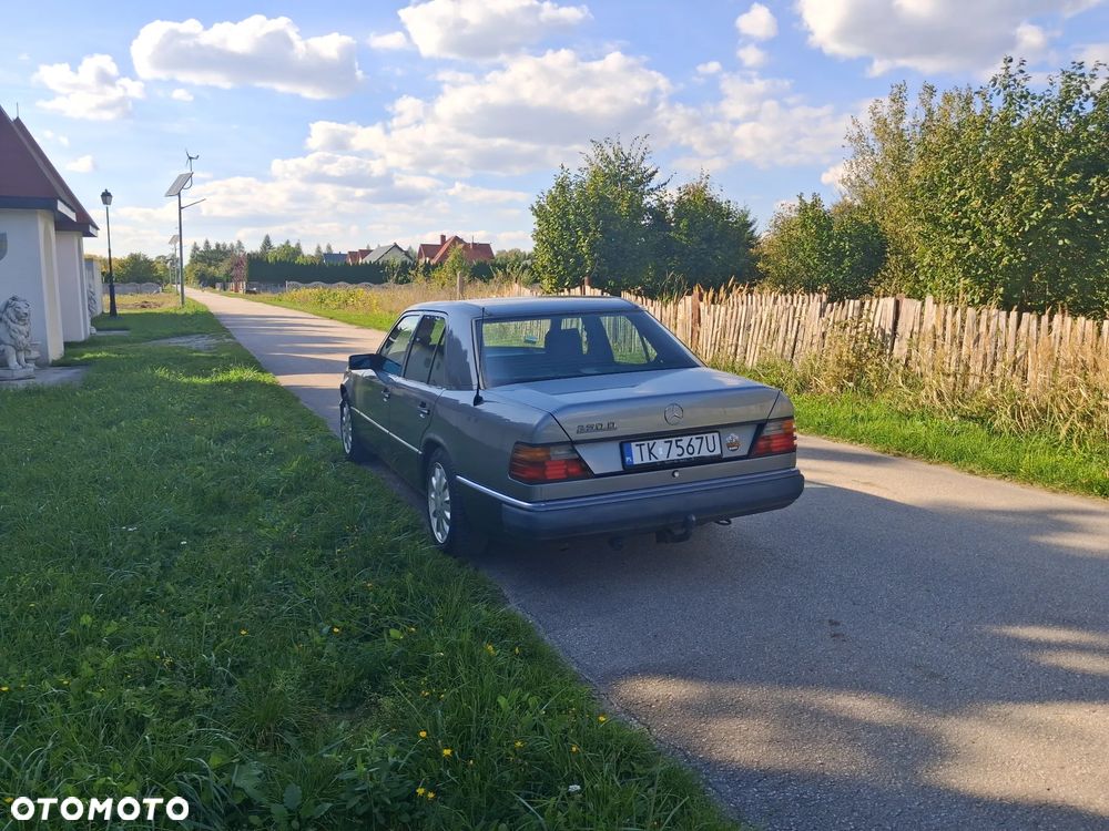 Mercedes-Benz W124 (1984-1993) - 6