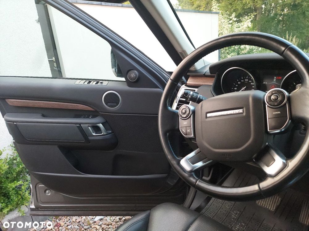 Land Rover Discovery 3.0 TD6 HSE - 7