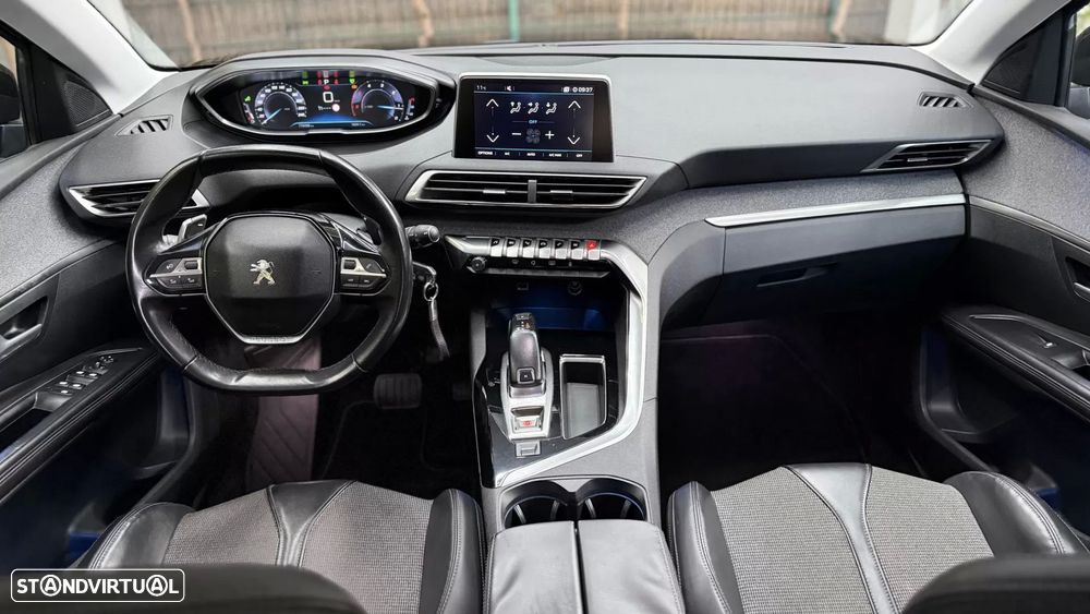 Peugeot 5008 BlueHDI 120 EAT6 Allure - 11