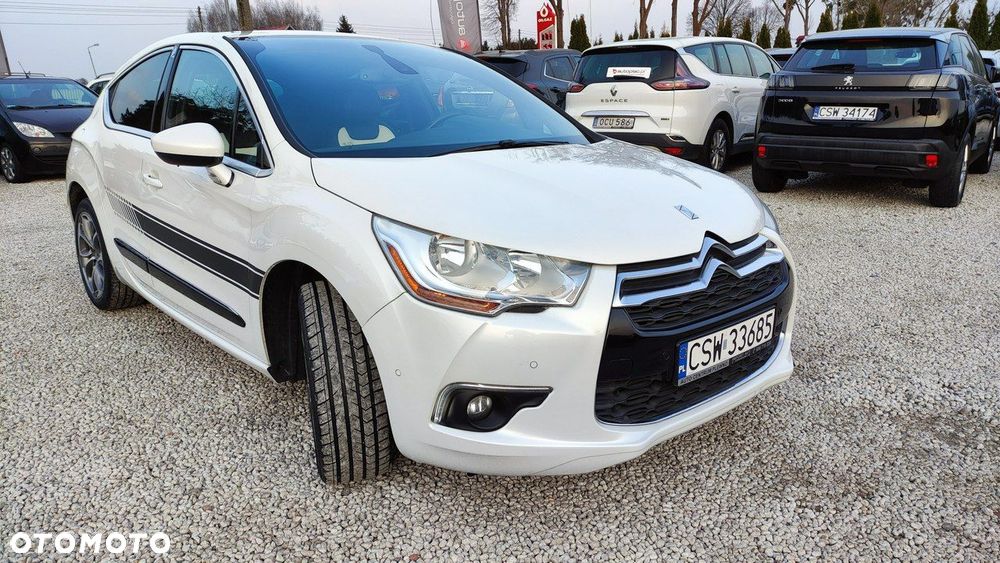 Citroën DS4 THP 200 SportChic - 2