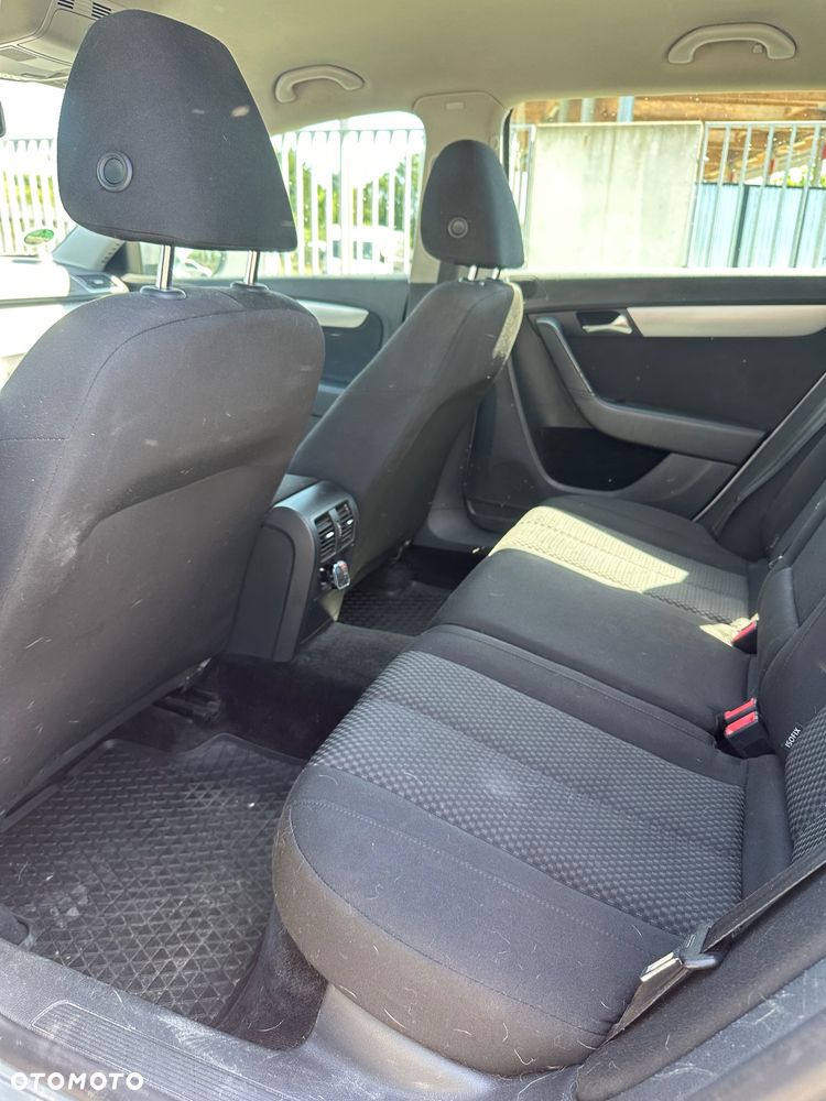Volkswagen Passat 2.0 TDI Comfortline DSG - 7