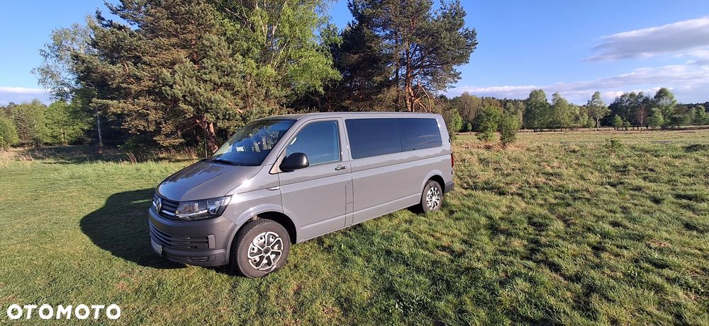 Volkswagen Caravelle - 1