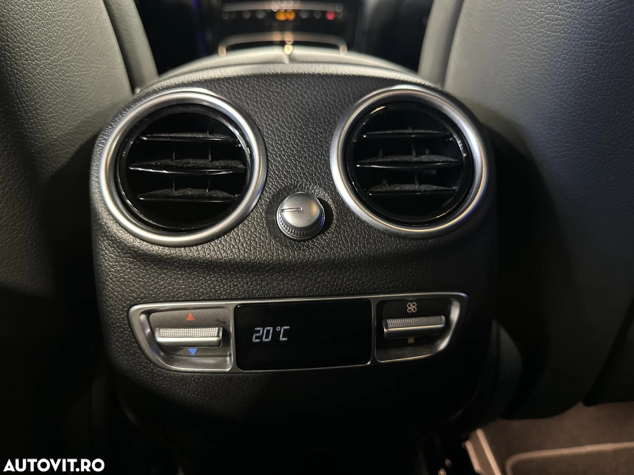 Mercedes-Benz GLC 300 de 4Matic 9G-TRONIC AMG Line - 23