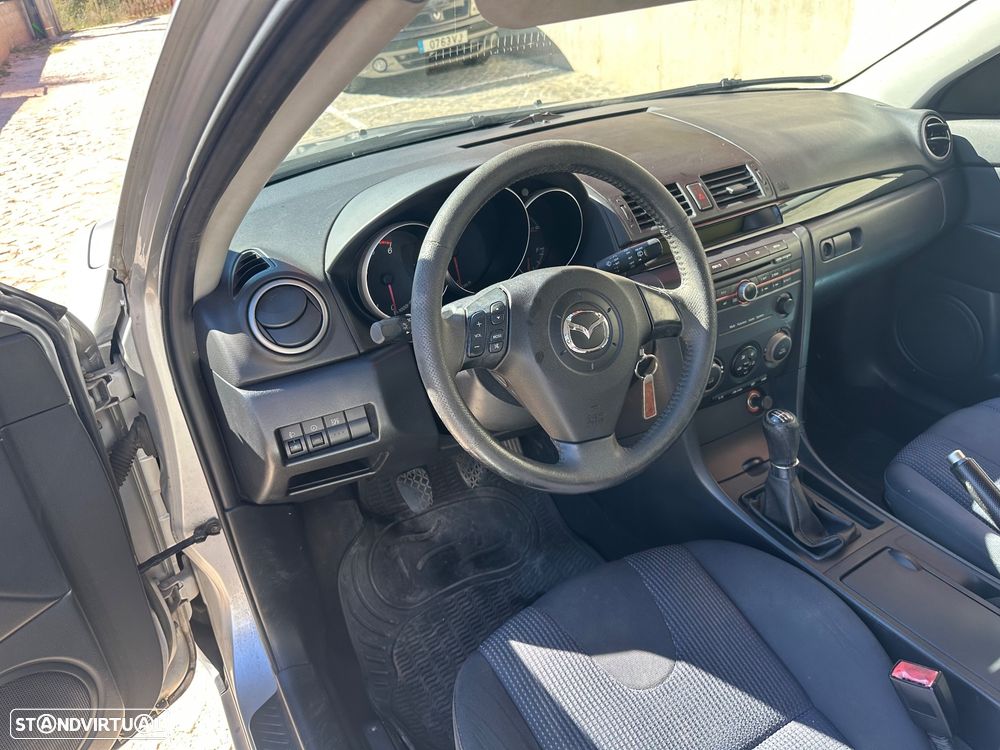 Mazda 3 Hatchback - 7