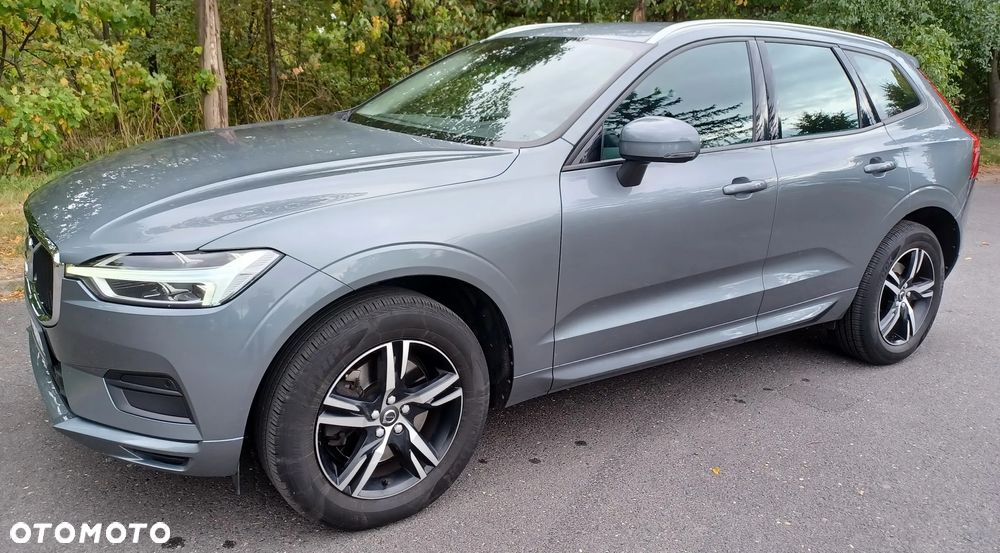 Volvo XC 60 T4 Momentum - 1