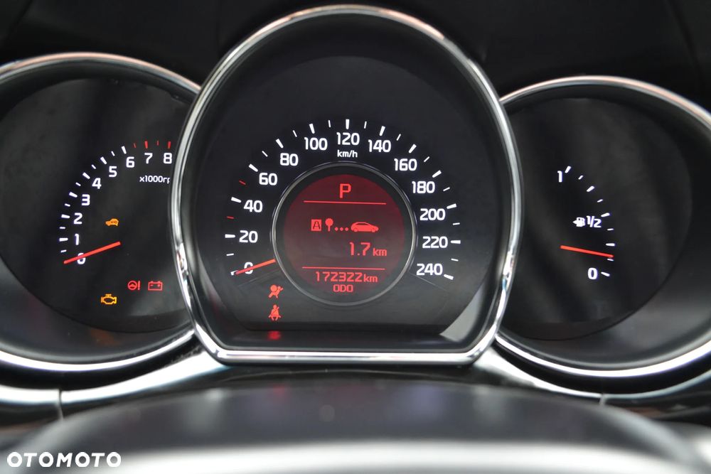 Kia Ceed 1.6 GDI L DCT - 26