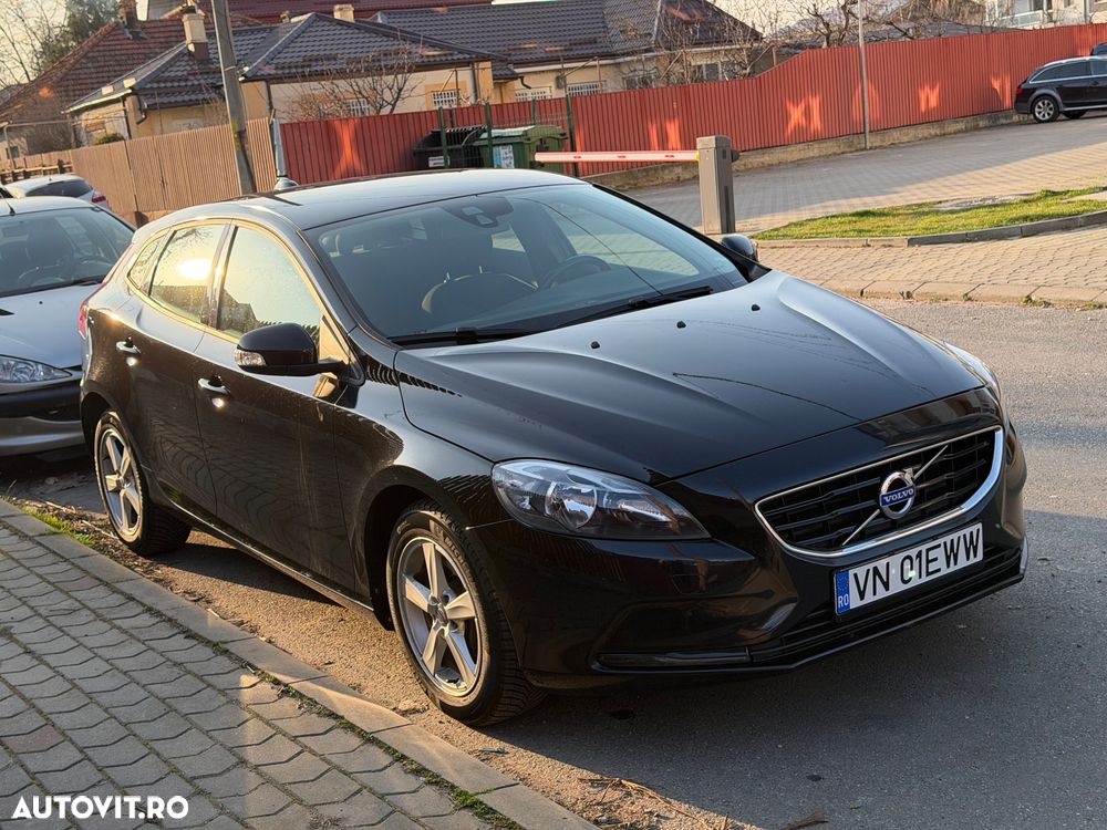 Volvo V40 D4 Momentum - 2