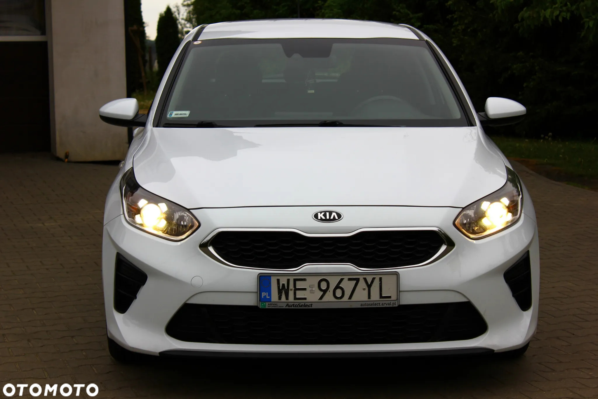 Kia Ceed 1.6 CRDi SCR S - 25