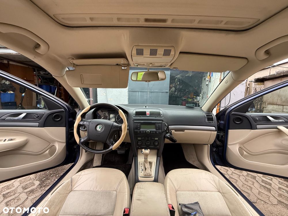 Skoda Octavia 1.9 TDI DPF DSG Ambiente - 4