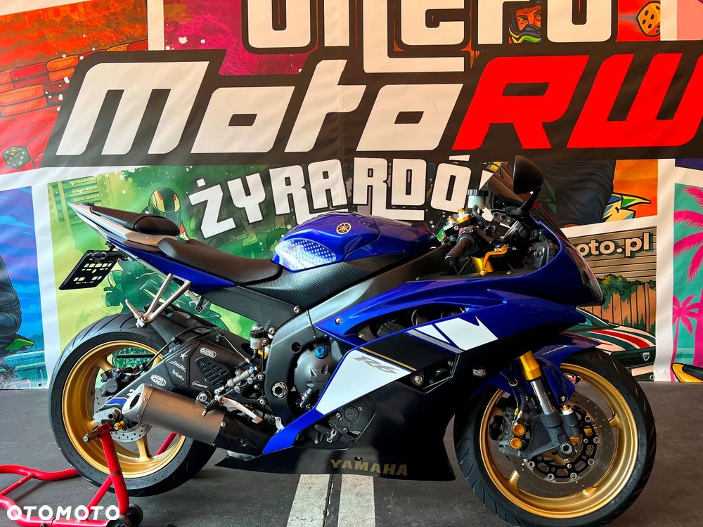 Yamaha R6 - 3