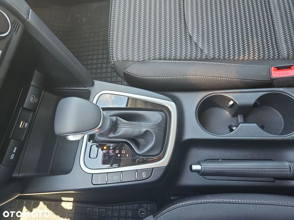 Kia Ceed 1.5 T-GDI M DCT - 12