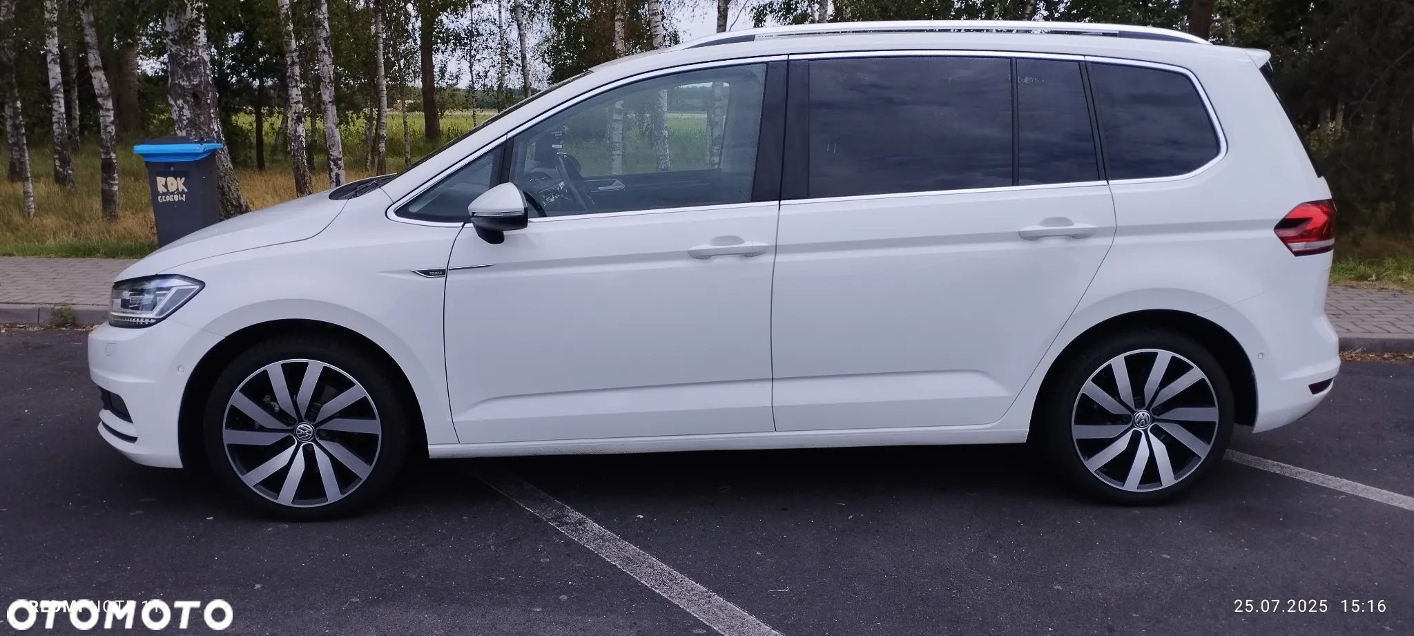 Volkswagen Touran - 4