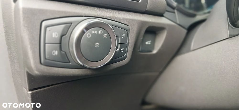 Ford Mondeo 2.0 EcoBlue Titanium - 21