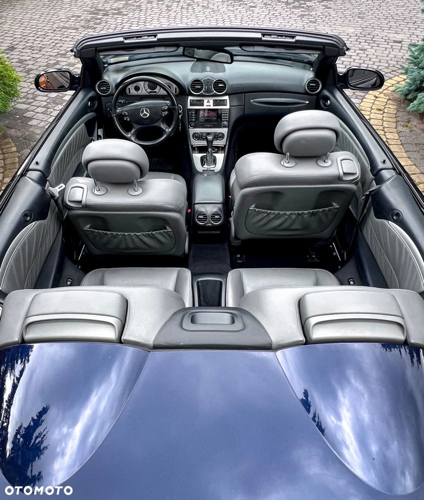 Mercedes-Benz CLK - 4