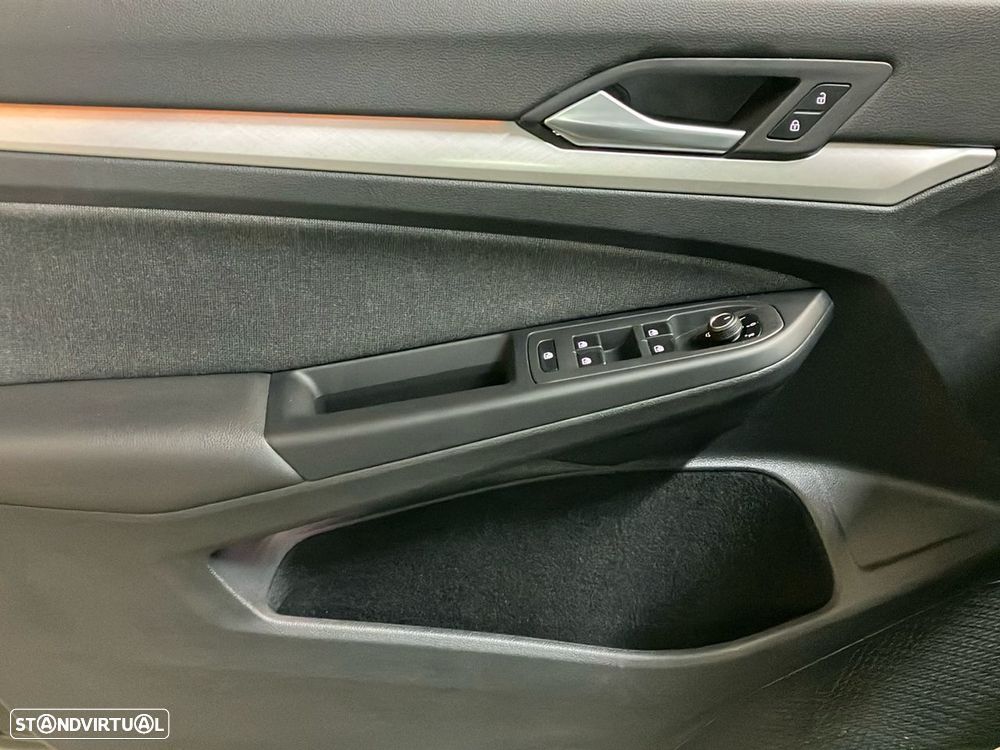 VW Golf 1.0 TSI Life - 22