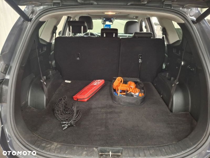 Hyundai Santa Fe 1.6 Plugin-Hybrid 4WD SEVEN Signature - 11